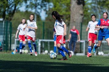 Bild 159 - wCJ Hamburger SV - VfL Pinneberg : Ergebnis: 9:0